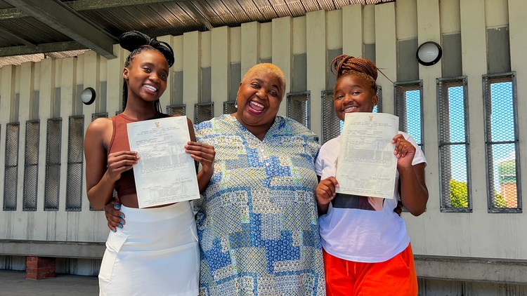 Studying before dawn earns seven distinctions for star Joe Slovo Park learner