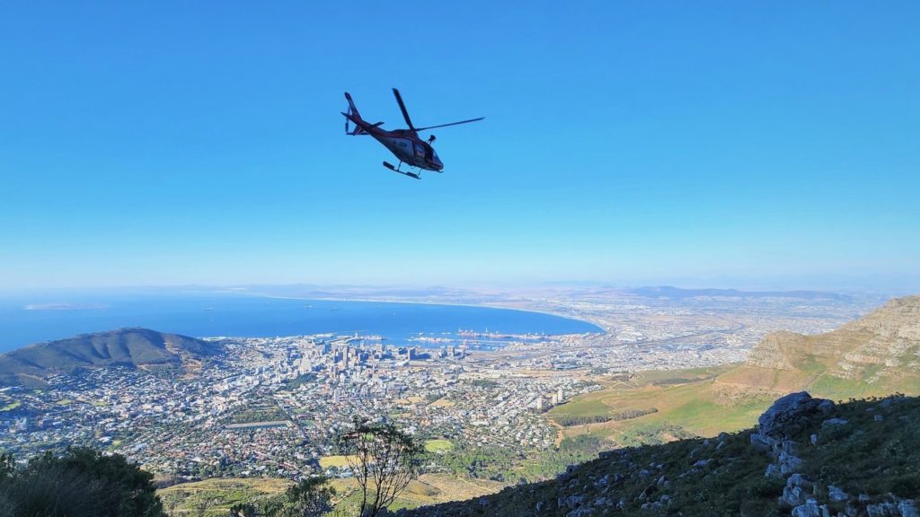 Tourist falls on Table Mountain after breaking the "golden rules" of hiking