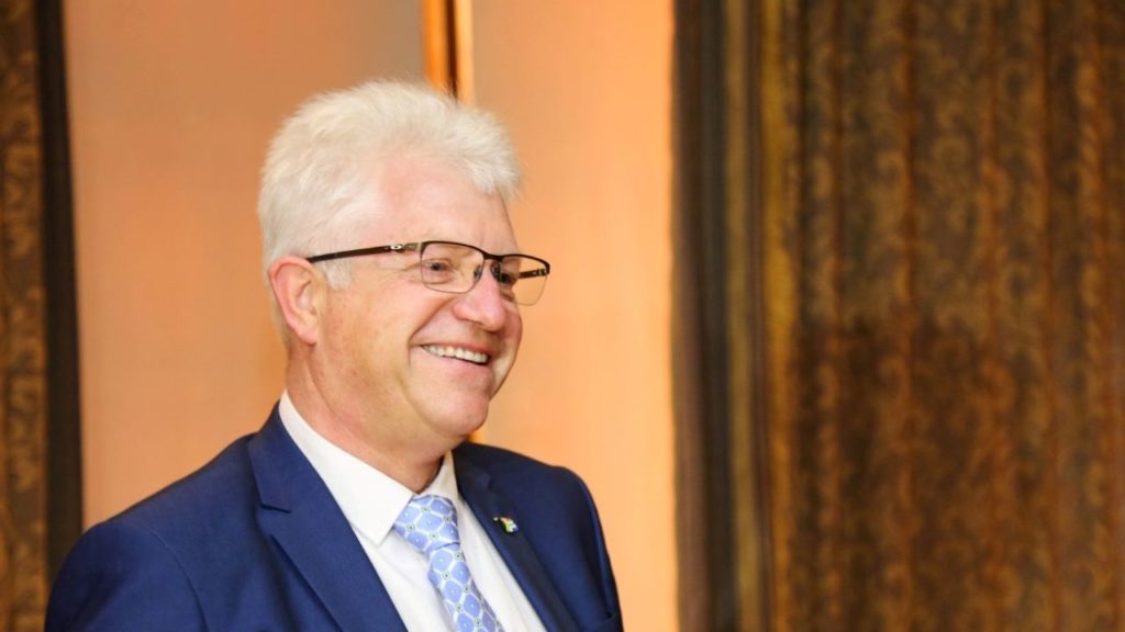 Premier Winde shares his R1bn plan to save the WC from loadshedding