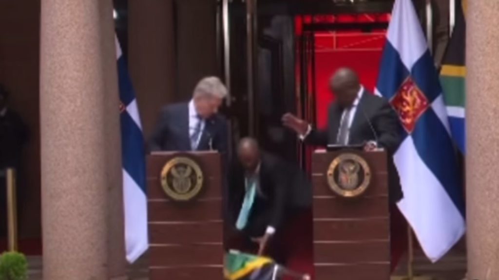 South African flag nearly falls on President Cyril Ramaphosa