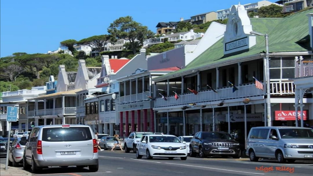 Historic buildings in Simon's Town at risk due to neglect