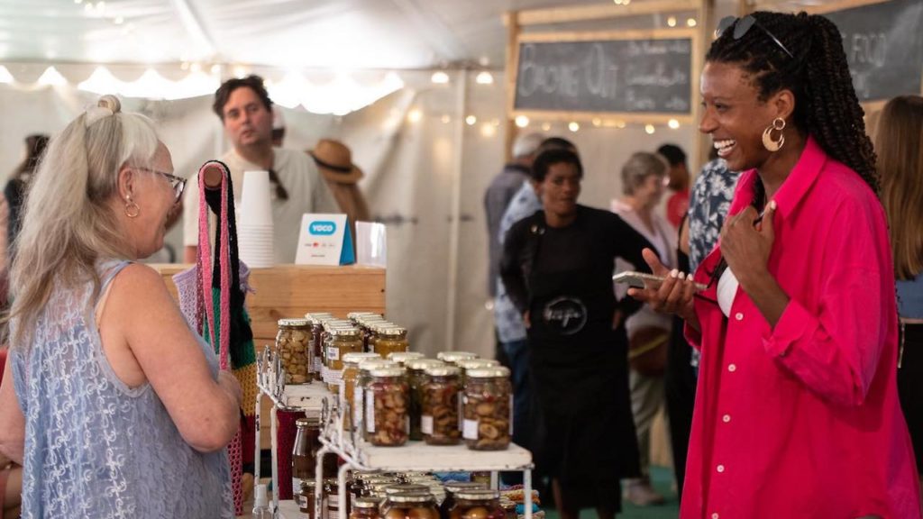 Vegan Thrift Market: Where good bargains and delicious foods meet
