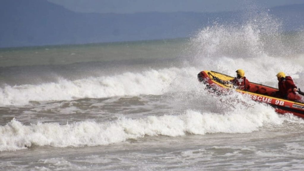 Pink rescue buoy stolen from Strand Beach: NSRI appeals for its return