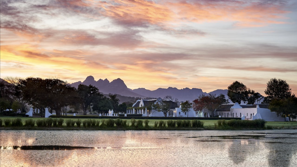 [CLOSED] WIN: A fabulous one-night stay and Indigenous Food & Wine Tasting at Vergenoegd Löw!