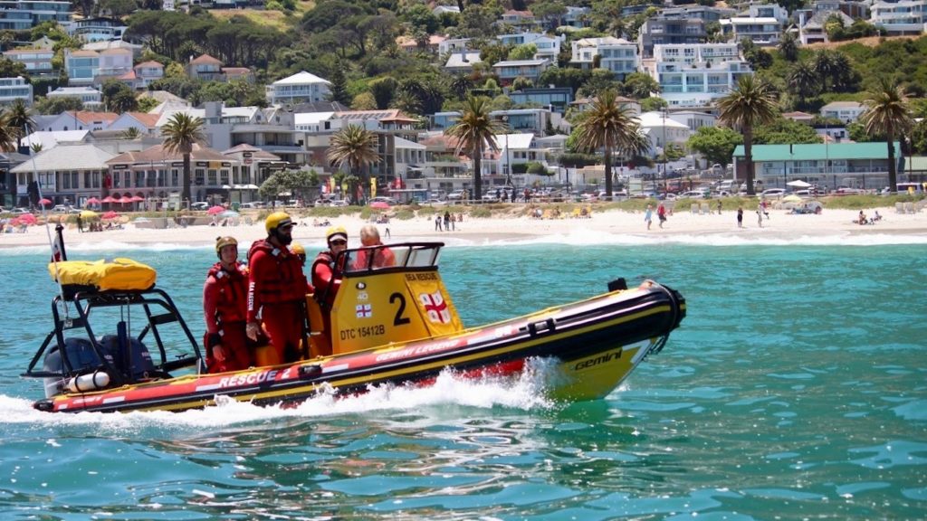 Residents help rescue crews save minors from drowning at Clifton Beach