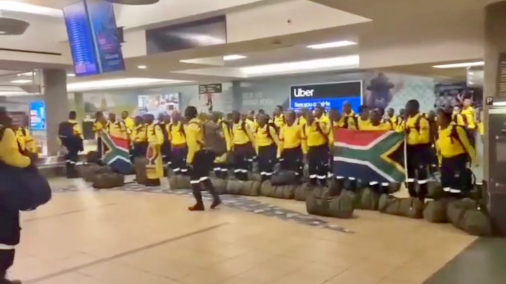 SA firefighters show Mzansi spirit on a mission to combat fires in Canada