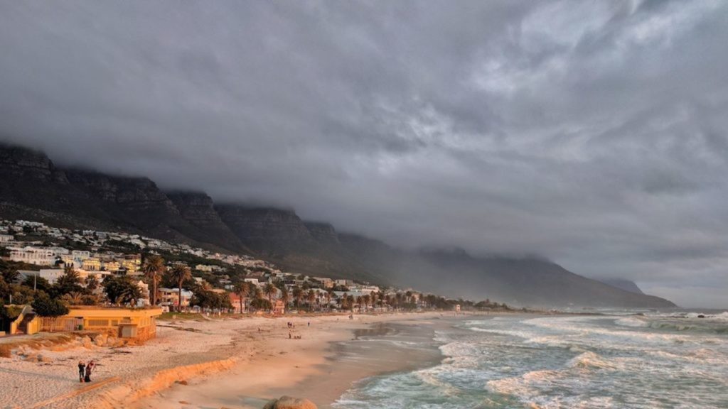A cloudy and breezy end to the week – Sunday weather forecast