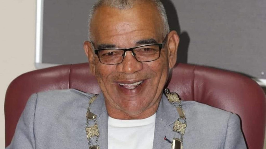 Theewaterskloof Mayor Karel Papier dies after battle with cancer