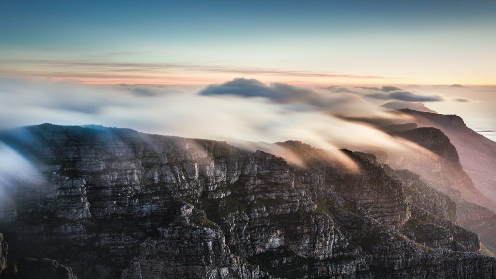 Table Mountain outshines Everest on most popular natural wonder list