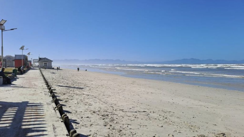 Multiple Cape Town beaches awarded Blue Flag status