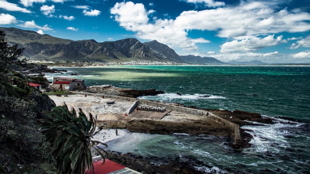 Residents of greater Hermanus area urged to save water