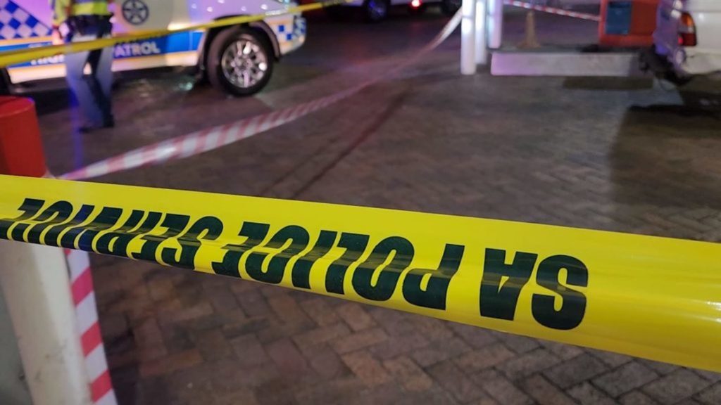 American tourist robbed and shot in the face in Nyanga