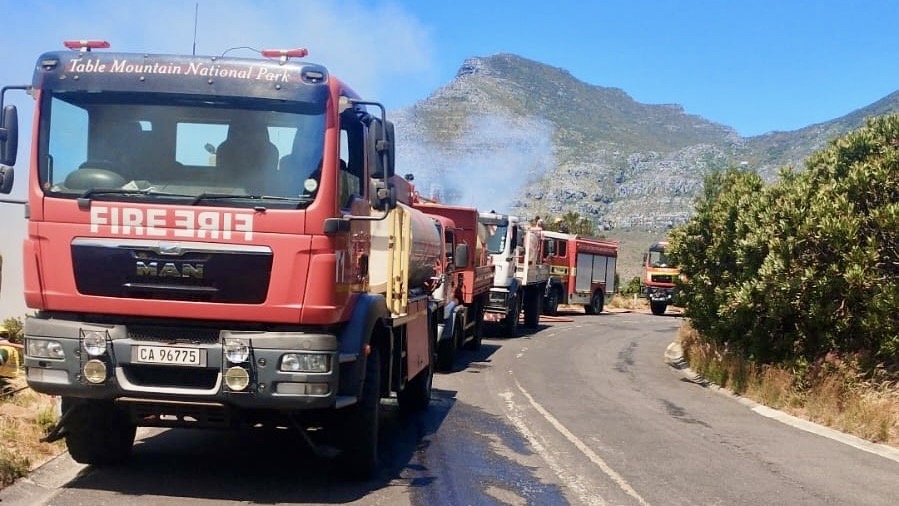 Fire on Table Mountain above Molteno Road contained