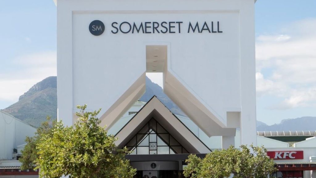 Somerset Mall closed due to roof damage from severe winds