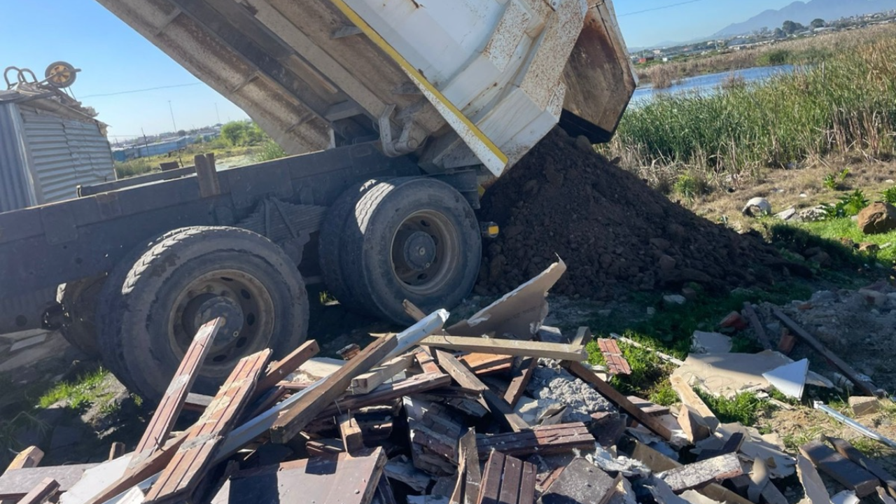 Record number of vehicles impounded in Cape Town’s war on illegal dumping