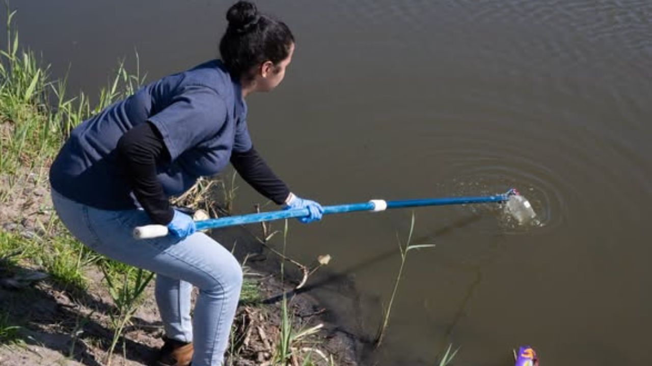 Cape Town tests new ways to tackle river pollution