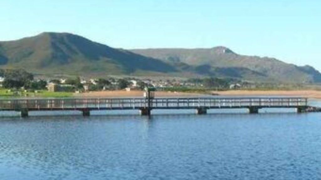 Nine-year-old boy dies after drowning at Kleinmond lagoon